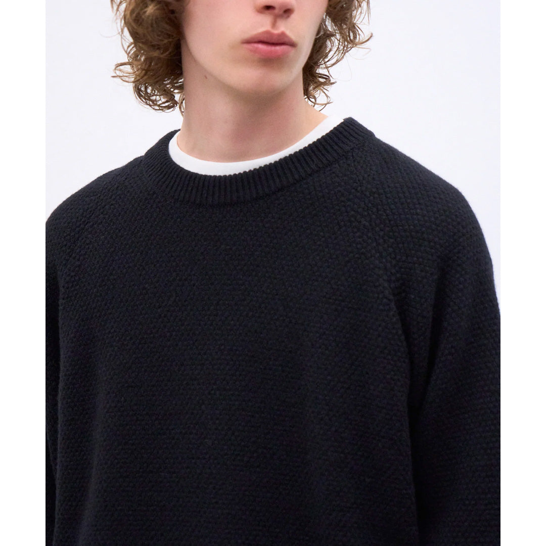 LAMBS WOOL CREWNECK SWEATER