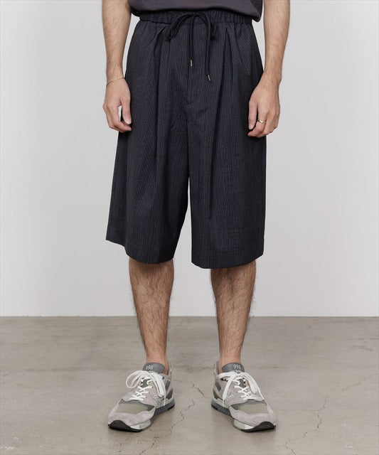  DOUBLE TUCK SHORTS WOOL SEERSUCKER  