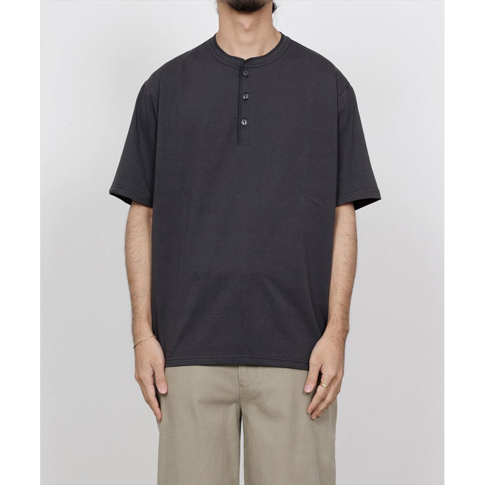 HENLEY NECK TEE ORGANIC COTTON OPEN END YARN