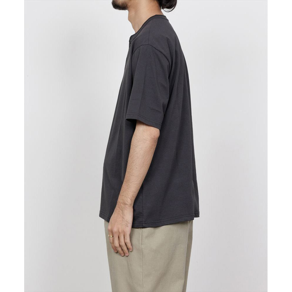 HENLEY NECK TEE ORGANIC COTTON OPEN END YARN