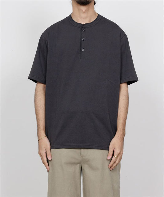  HENLEY NECK TEE ORGANIC COTTON OPEN END YARN  