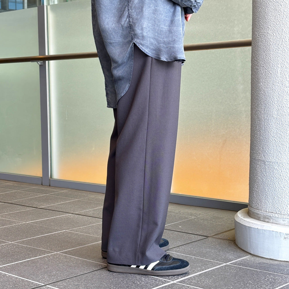 TWO TUCK MILITARY TROUSERS