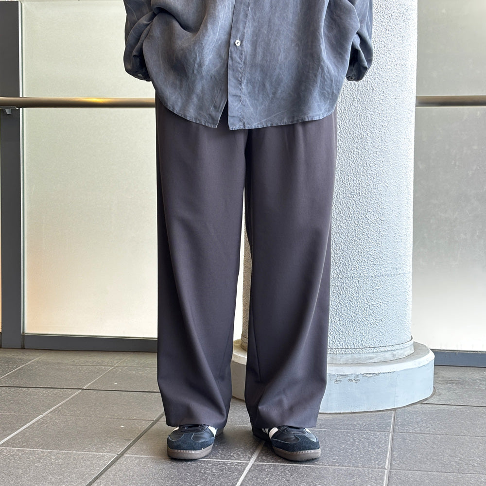 TWO TUCK MILITARY TROUSERS