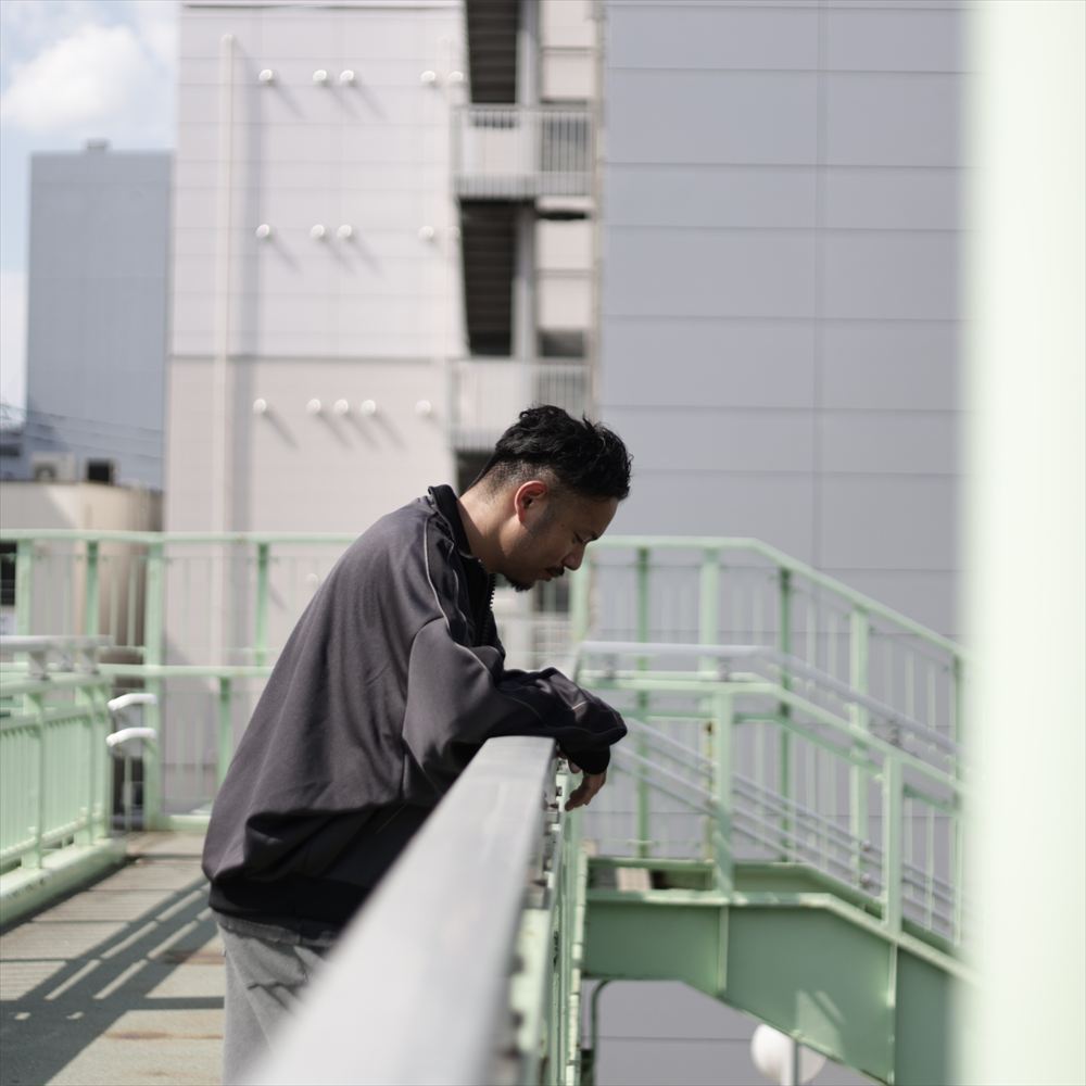 WIDE BACK TRACK JACKET