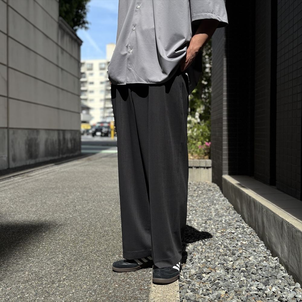 ONE TUCK WIDE TROUSERS WOOL HIGH TWIST TROPICAL