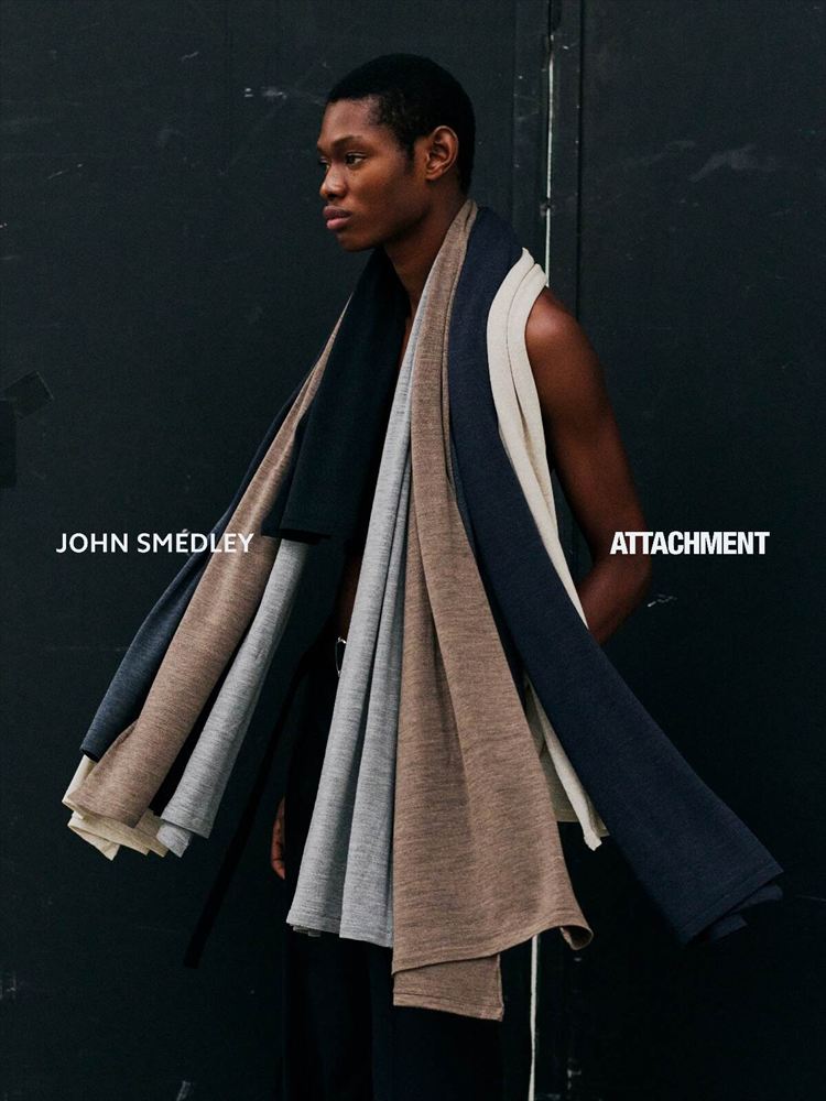 JOHN SMEDLEY MERINO EXTRAFINE WIDE STOLE