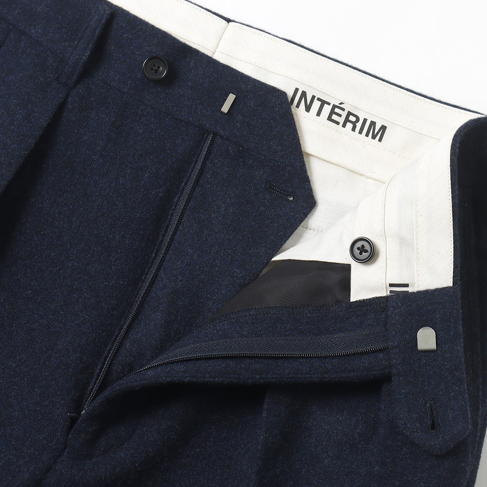 VIRGIN WOOL AND CASHMERE FLANNEL 2-TUCK STRAIGHT SLACKS