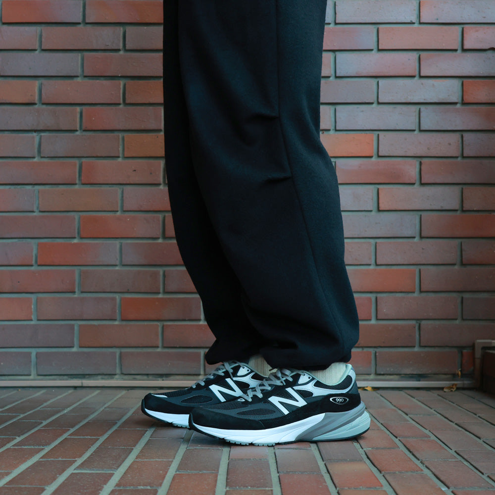 KNEE TUCK PANTS WOOL SILK BEAVER