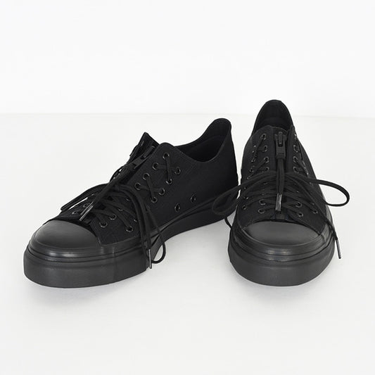 LOW CUT CANVAS SNEAKER  