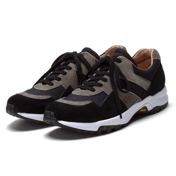 ナイロン x SPベロア スニーカー