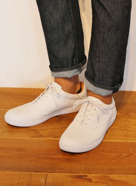 スムースレザー ローカットスニーカー  