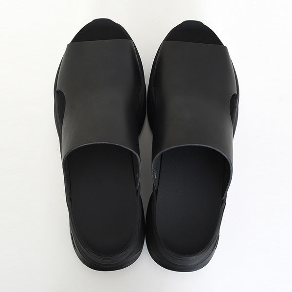 SANDAL (SLIPPERS)