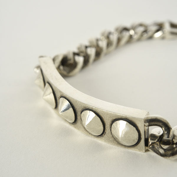 STUDS CHAIN BRACELET