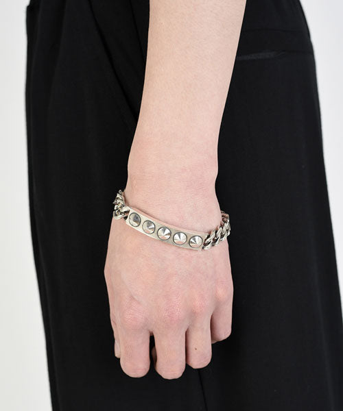 STUDS CHAIN BRACELET