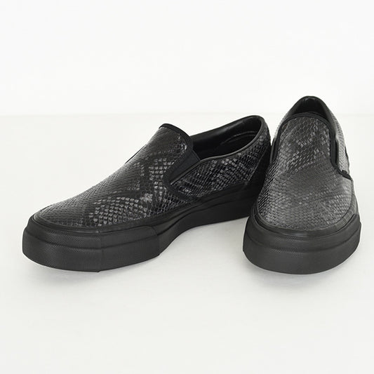  LEATHER SLIP-ON (PYTHON)  