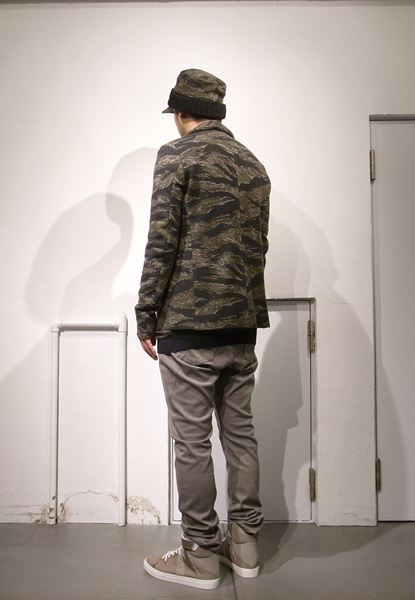 カシミヤ混ニットフラノタイガーカモ 3つ釦JK