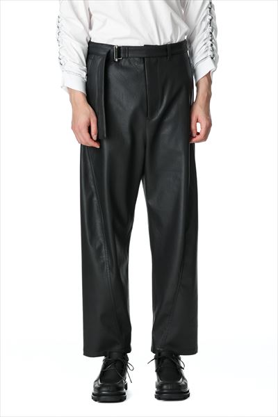 SYNTHETIC LEATHER x BELTED BALLOON TROUSERS