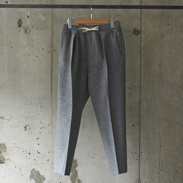 EASY 1TUCK TAPERED TROUSERS