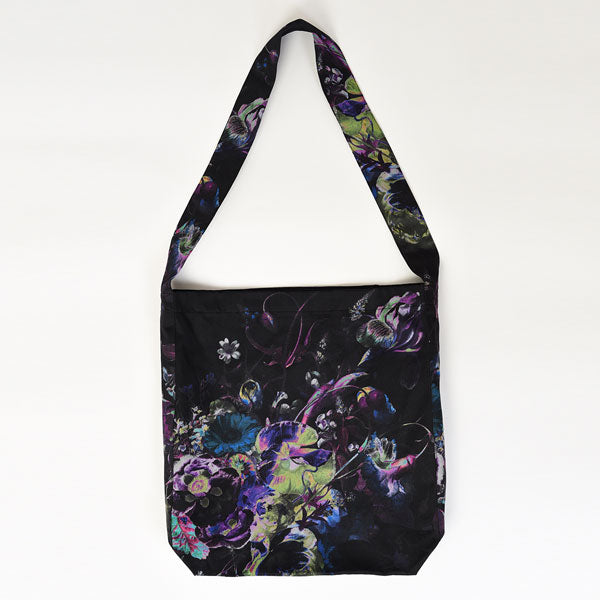 BAG FLOWER OIL PAINTING