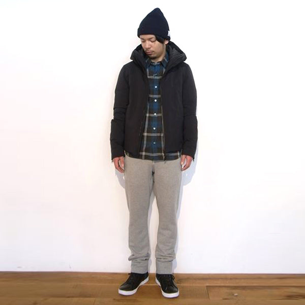 透湿防水3レイヤーナイロンリップ フーデッドダウン