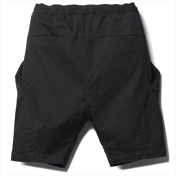 REVOLUTION SOLID SHORTS