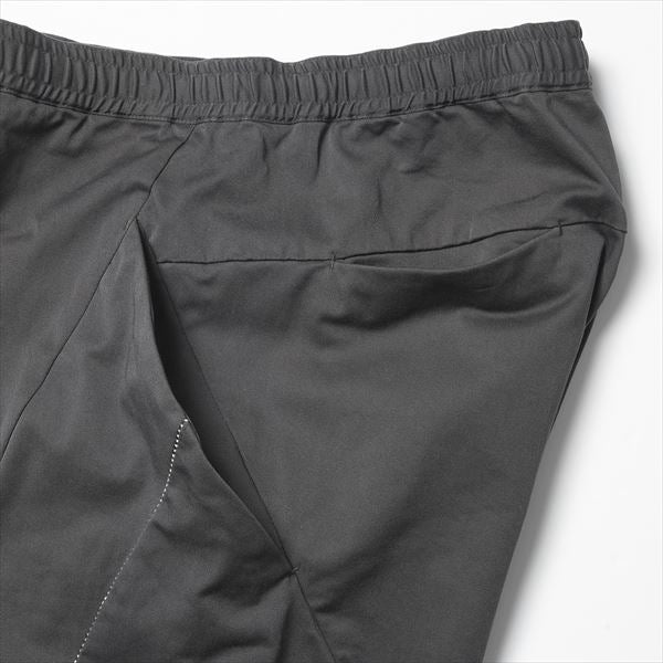REVOLUTION SOLID SHORTS