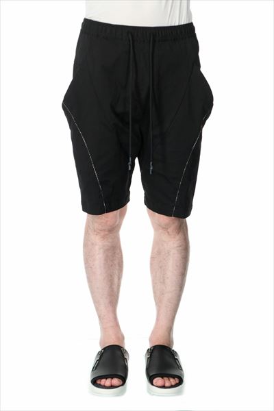 REVOLUTION SOLID SHORTS
