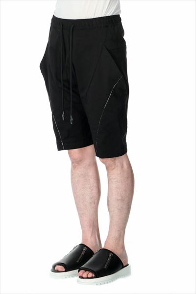 REVOLUTION SOLID SHORTS