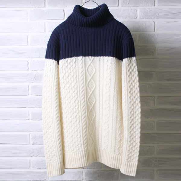 FRENCH WOOL TURTLE NECK