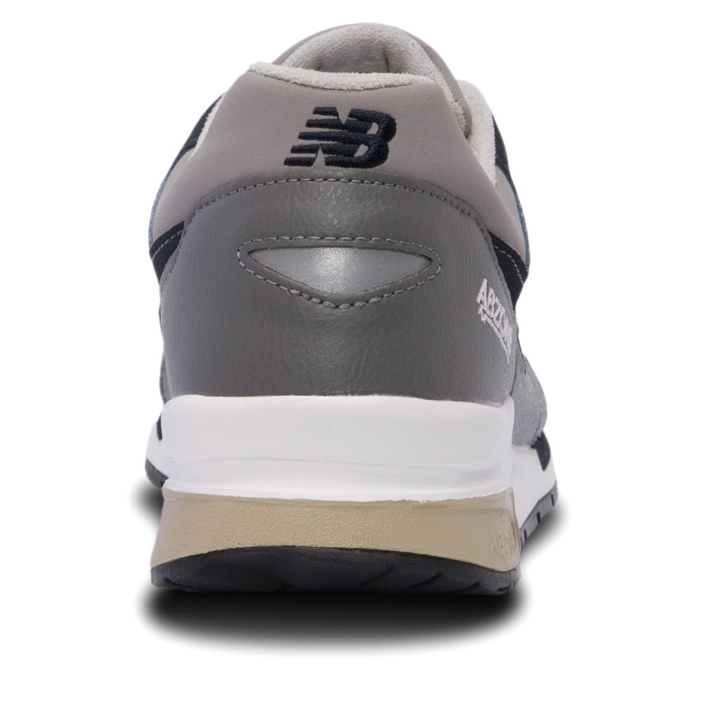 New Balance-CM1600 LG