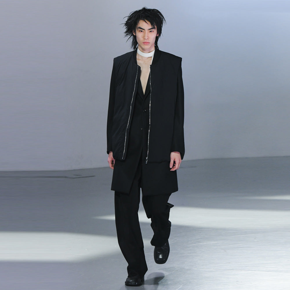 NY TAFFETA COLLARLESS DOWN VEST