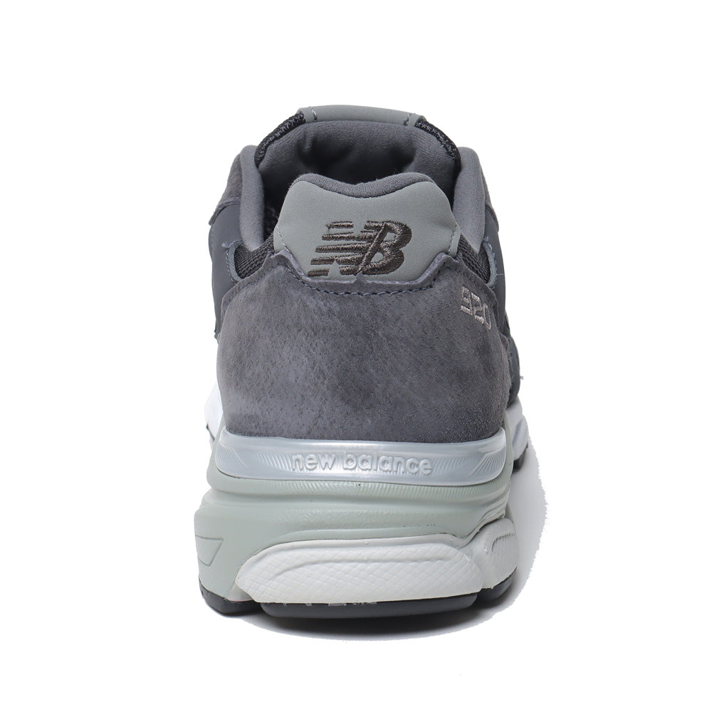 New Balance(ニューバランス) M920 CHR – Area - Main Image