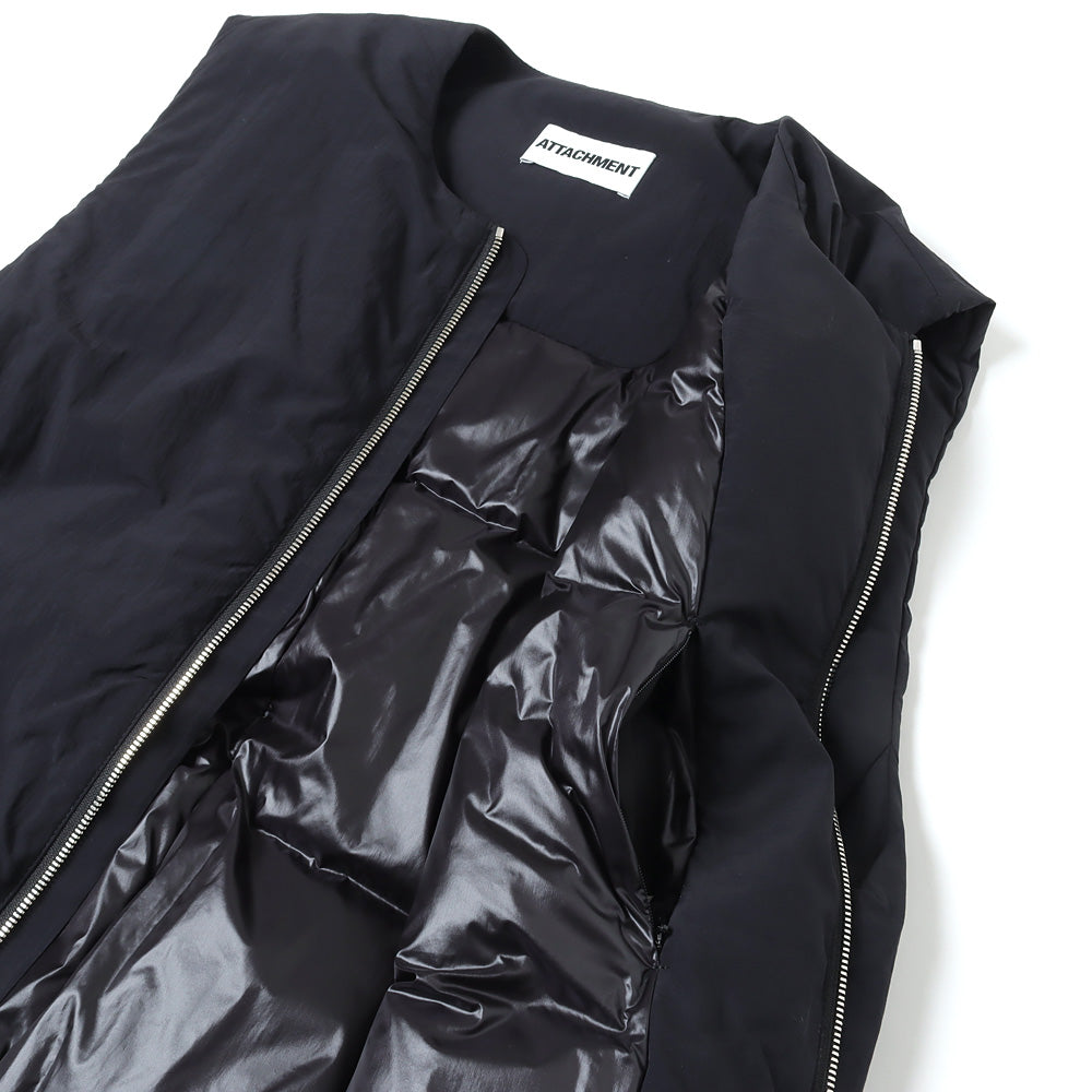 NY TAFFETA COLLARLESS DOWN VEST